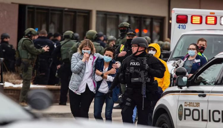 السلطات الأمريكية