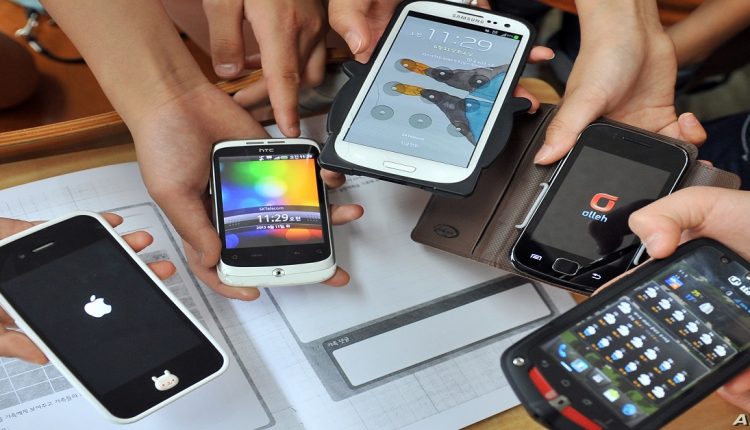 إدمان الهاتف المحمول