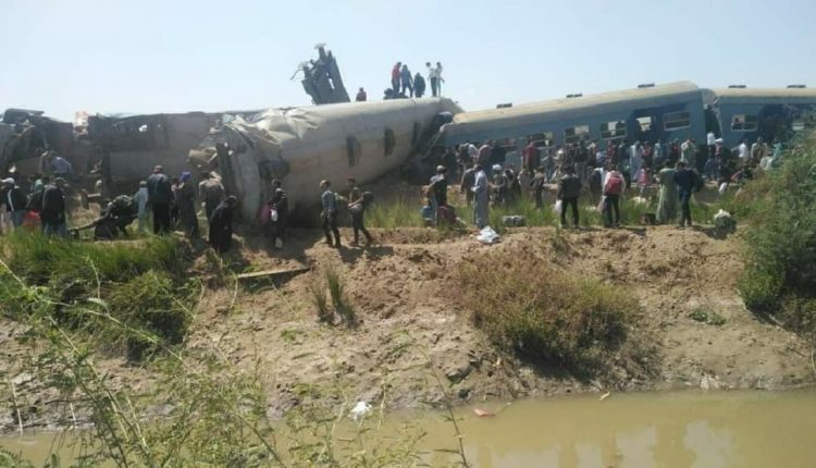 اصطدام قطارين في مصر