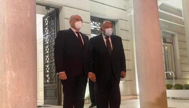 وزير خارجية اليونان ونظيره المصري