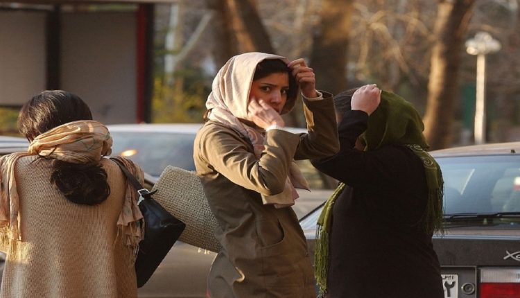 المرأة في إيران
