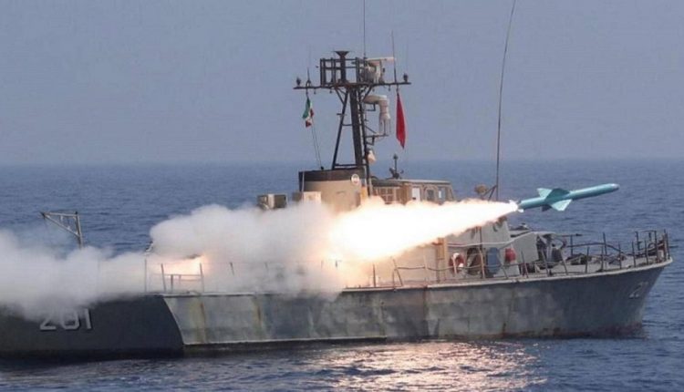 سفينة إيرانية-البحر الأحمر