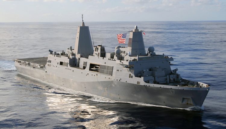 سفينة أمريكية