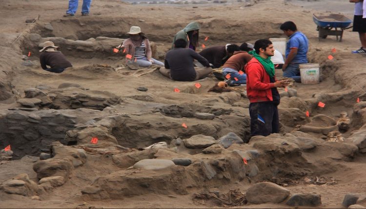 مقبرة جماعية للأطفال كندا