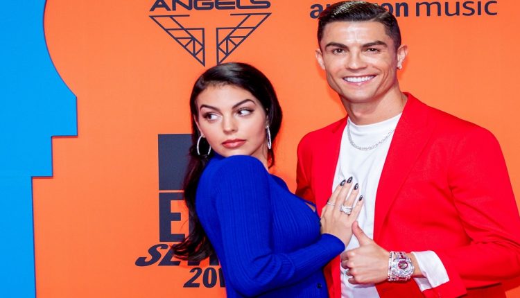 رونالدو وجورجينا