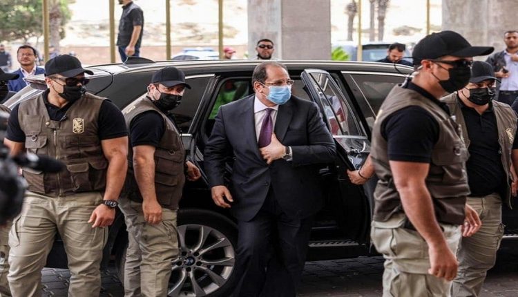 اللواء عباس كامل مدير المخابرات المصرية