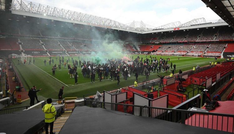 جماهير مانشستر يونايتد