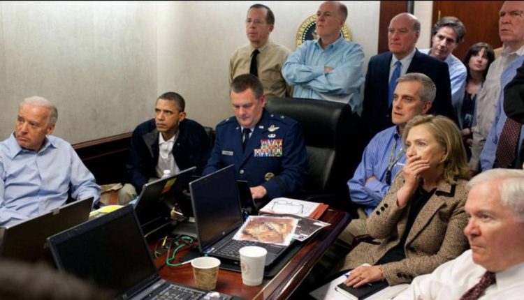 بايدن وبن لادن