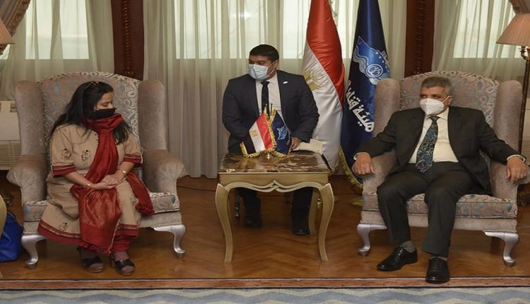 قناة السويس