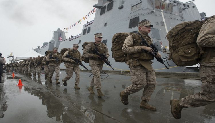 القوات الأمريكية في الخليج