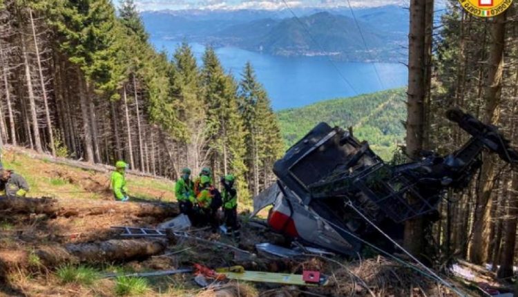 مقصورة تلفريك في إيطاليا