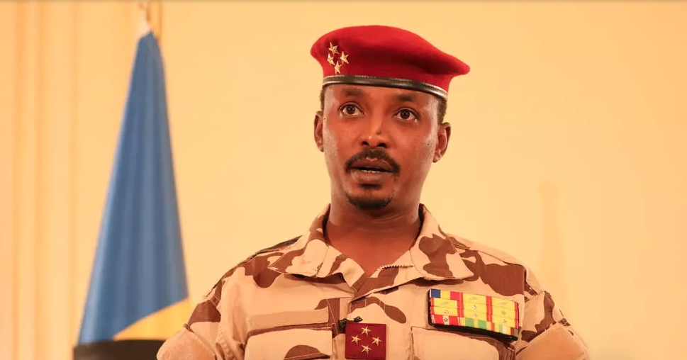 الجنرال محمد ادريس ديبي رئيس المجلس العسكري الانتقالي