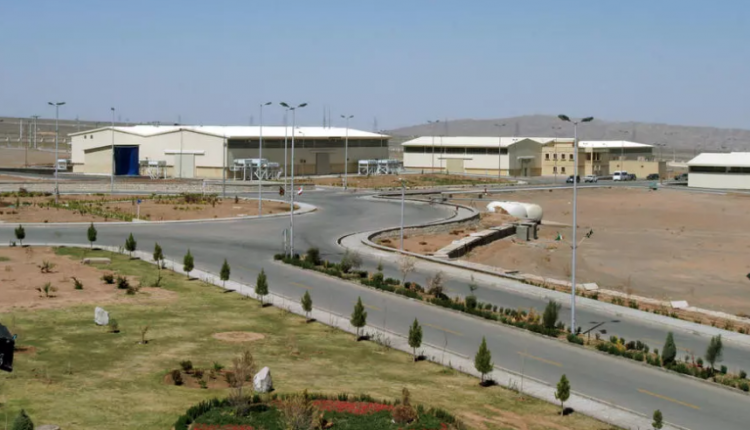 صورة لمنشأة نطنز لتخصيب اليورانيوم على بعد 250 كيلومترا جنوبي العاصمة الإيرانية طهران