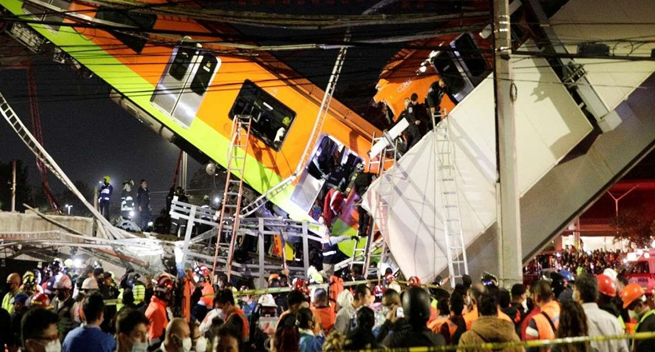 انهيار جسر معلق لقطارات الأنفاق بالمكسيك