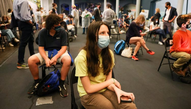 أميركيون يصطفون لتلقي لقاح فيروس كورونا