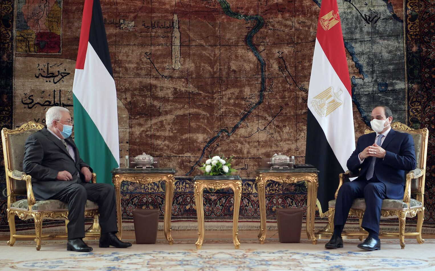 محمود عباس و الرئيس السيسي