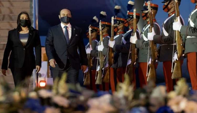 كامالا هاريس