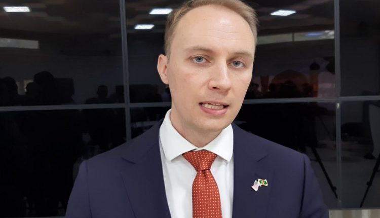 الخارجية الأمريكية- كريستيان جيمس