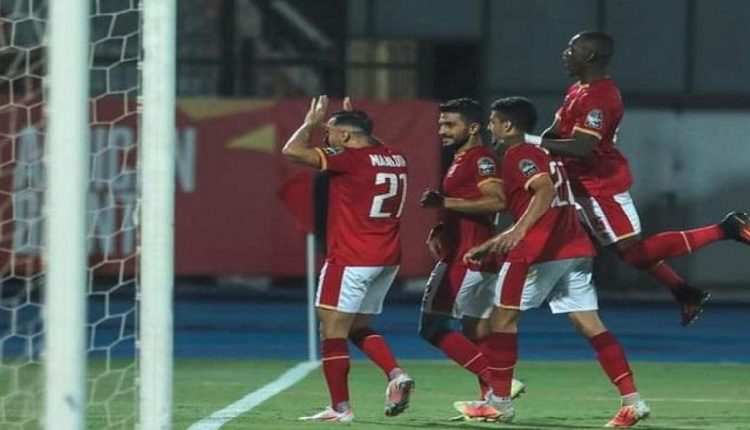 الأهلي وكايزر تشيفز