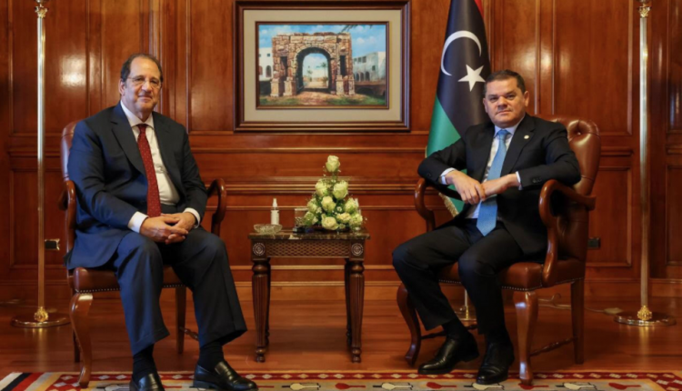 دبيبة وعباس كامل في طرابلس