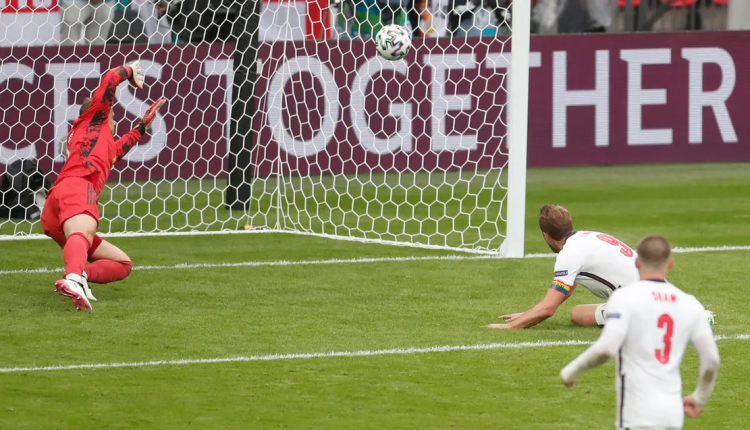 كين سجل الهدف الثاني في مباراة يوم الثلاثاء