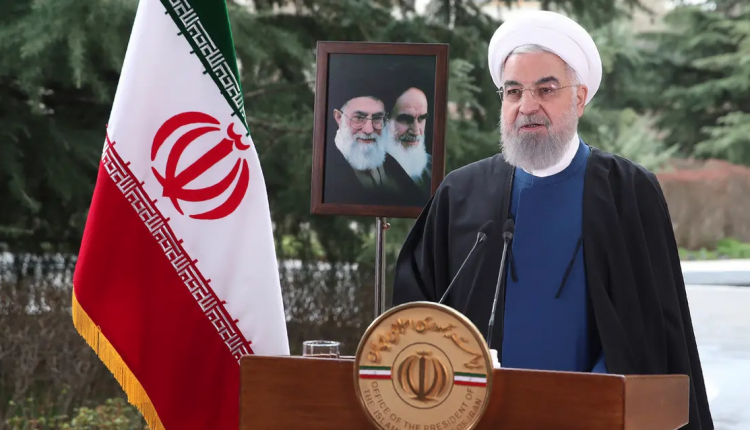 الرئيس الإيراني السابق حسن روحاني