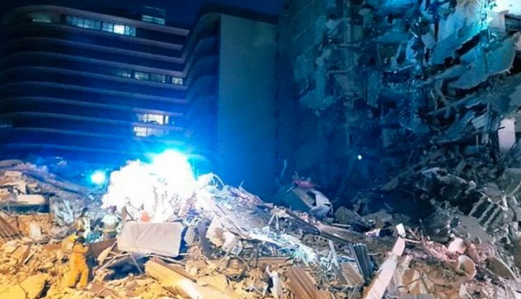 المبني المنهار