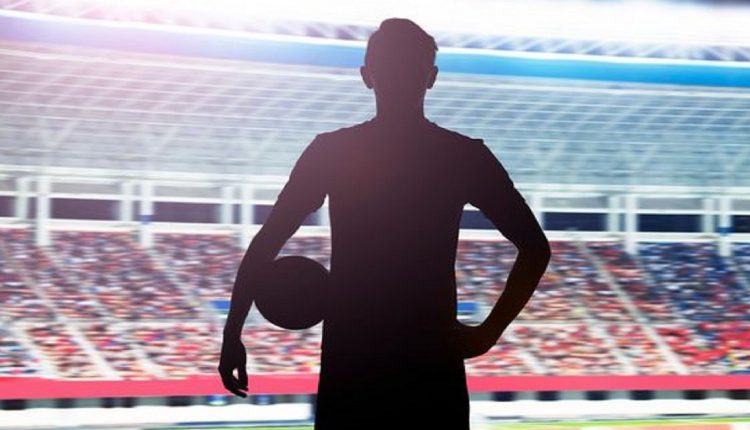 لاعب متهم بارتكاب جرائم جنسية مع أطفال