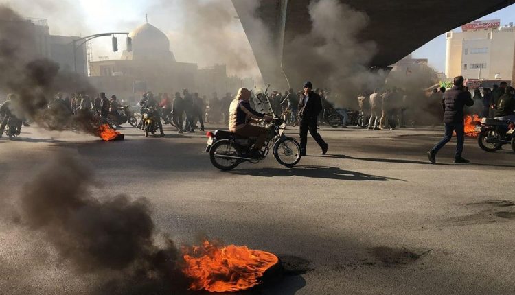 احتجاجات في إيران
