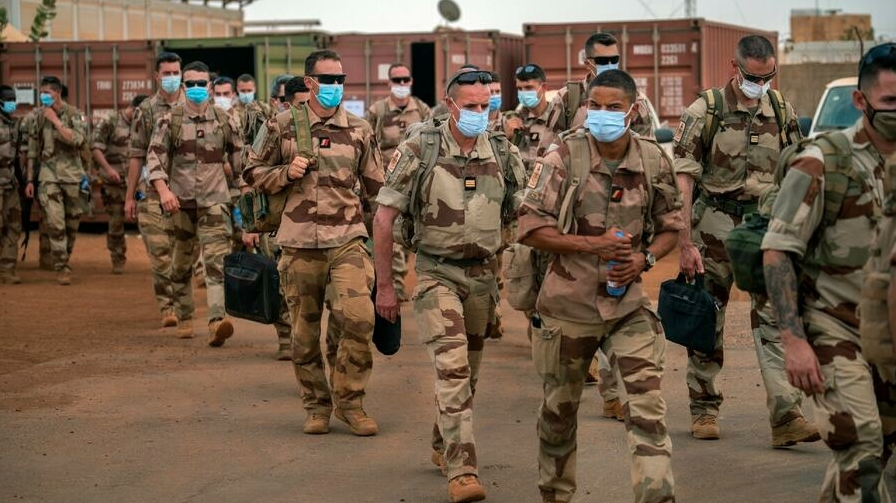 جنود فرنسيون من قوة برخان في قاعدة غاو في مالي