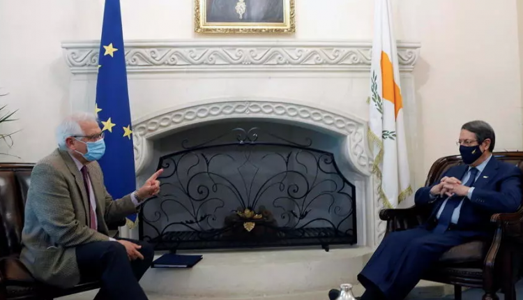 الرئيس القبرصي واللمثل السامي للاتحاد الأوروبي