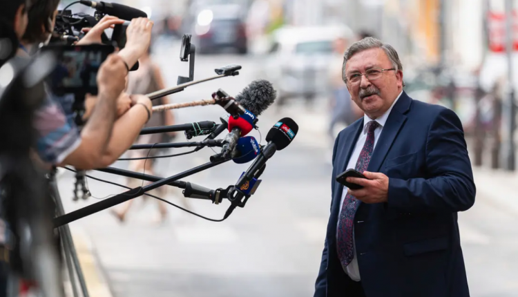 ميخائيل أوليانوف، مندوب روسيا الدائم لدى المنظمات الدولية في فيينا