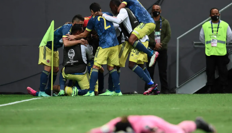 فرحة الهدف الثالث