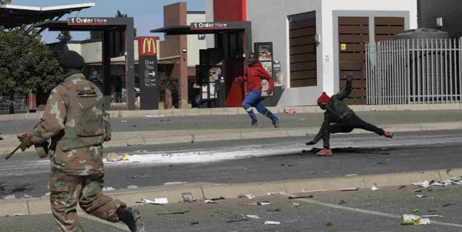 أعمال العنف في جنوب أفريقيا