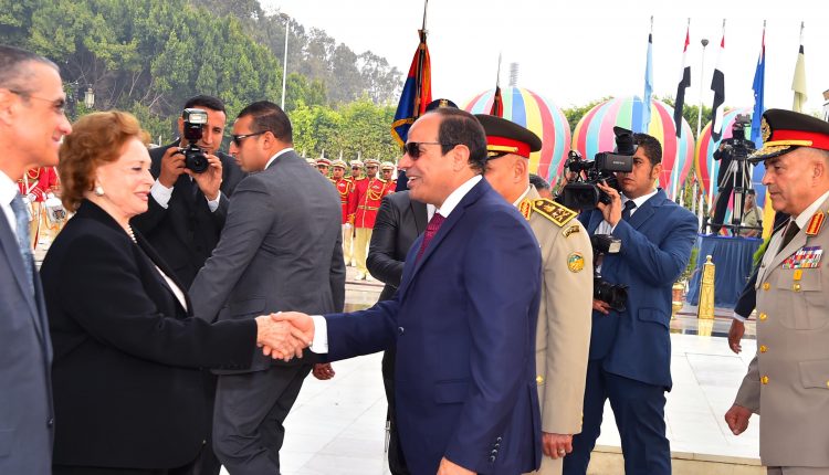 السيسي وجيهان السادات