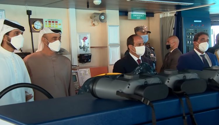 السيسي ومحمد بن زايد والمنيفي