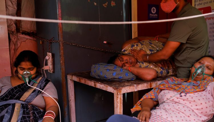 كورونا بالهند