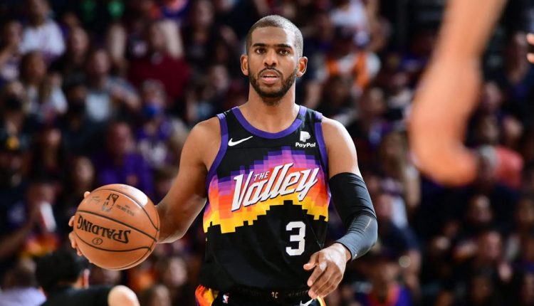 لاعبا فينيكس صنز كريس