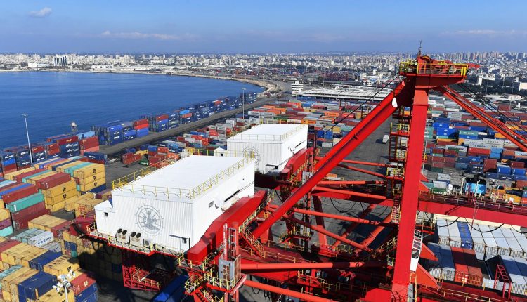 ميناء اللاذقية