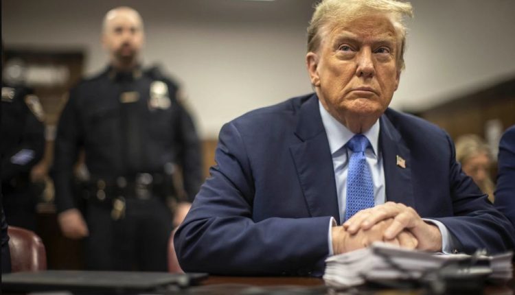 دونالد ترامب في المحكمة