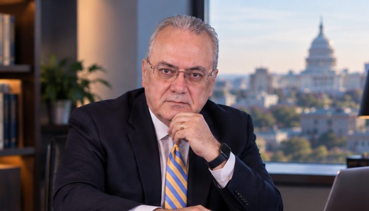 د. ماك شرقاوي، رئيس مجلس إدارة منصة من أمريكا
